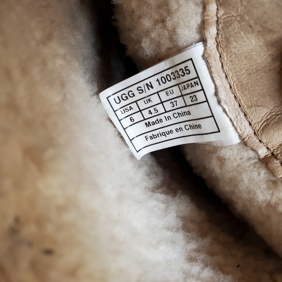 UGG Tupelo Australia Leather women's boots tall - Picture 12 of 16